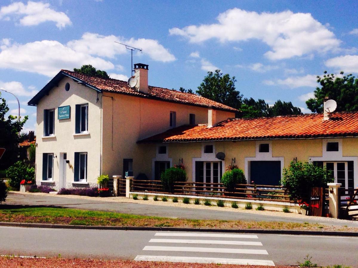Bed and Breakfast Le Fagnard à Chalais  Extérieur photo